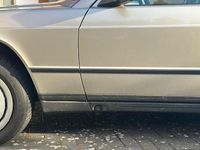 Gebraucht Mercedes 190 118 PS (86 kW) 1986 Grau Limousine