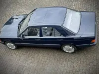 Gebraucht Mercedes 190 109 PS (80 kW) 1992 Blau Limousine