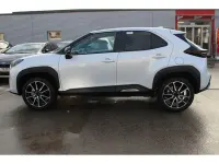 Gebraucht Toyota Yaris Advance 116 PS (85 kW) 2023 Platinumweiss perleffekt Kleinwagen