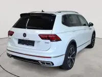 Gebraucht VW Tiguan Allspace R-line 200 PS (147 kW) 2023 Weiß SUV