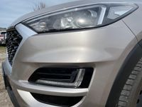 gebraucht Hyundai Tucson NAVI+SITZHEIZUNG+RÜCKFAHRKAMERA+KLIMA+ALU