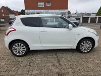 Gebraucht Suzuki Swift Club 94 PS (69 kW) 2015 Weiß Kleinwagen