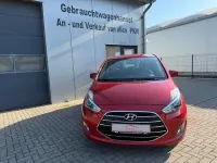 Gebraucht Hyundai ix20 Trend 90 PS (66 kW) 2016 Rot Kleinwagen