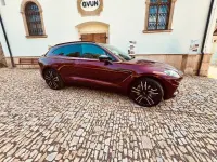 Gebraucht Aston Martin DBX 551 PS (405 kW) 2021 Rot SUV