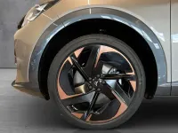Neu Cupra Tavascan VZ 250 kW (340 PS) 2026 Beige SUV