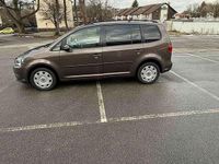Gebraucht VW Touran Match 140 PS (102 kW) 2012 Braun Van / Kleinbus