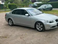 Gebraucht BMW 530 240 PS (176 kW) 2004 Silber Limousine