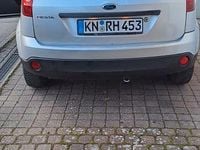 Gebraucht Ford Fiesta Fun X 60 PS (44 kW) 2007 Silber Kleinwagen