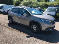Gebraucht Peugeot 2008 Allure 99 PS (72 kW) 2017 Grau SUV