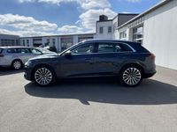 Gebraucht Audi e-tron Advanced Plus 230 kW (313 PS) 2022 Manhattangrau SUV
