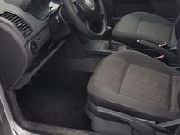 Second-hand VW Polo Basis 75 CP (55 kW) 2003 Argintiu Berlinǎ