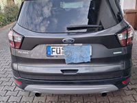 Gebraucht Ford Kuga Titanium 150 PS (110 kW) 2017 Braun SUV