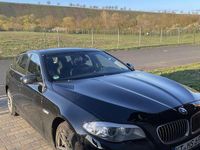 Gebraucht BMW 520 184 PS (135 kW) 2012 Schwarz Kombi