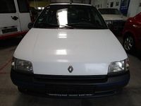 Gebraucht Renault Clio 54 PS (39 kW) 1993 Weiß Limousine