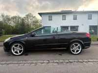 Gebraucht Opel Astra 116 PS (85 kW) 2008 Schwarz Cabrio