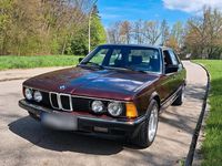 Second-hand BMW 745 252 CP (185 kW) 1984 Berlinǎ