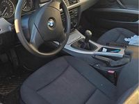 Gebraucht BMW 318 150 PS (110 kW) 2005 Grau Limousine