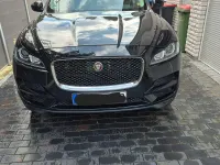 Gebraucht Jaguar F-Pace Portfolio 179 PS (131 kW) 2017 Schwarz SUV