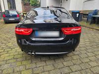 Gebraucht Jaguar XE Portfolio 179 PS (131 kW) 2017 Schwarz Limousine