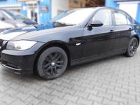 Gebraucht BMW 318 129 PS (94 kW) 2006 Schwarz Limousine