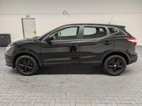 Gebraucht Nissan Qashqai 116 PS (85 kW) 2017 Schwarz (schwarzmet.) SUV