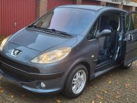 Gebraucht Peugeot 1007 88 PS (64 kW) 2006 Grau Van / Kleinbus