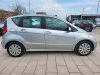 Gebraucht Mercedes A180 116 PS (85 kW) 2010 Silber Limousine