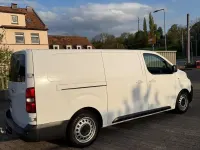 Używany Opel Vivaro 122 KM (89 kW) 2020 Biały Minivan