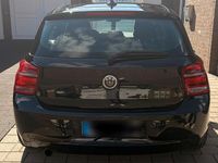 Gebraucht BMW 116 136 PS (100 kW) 2011 Schwarz Kleinwagen