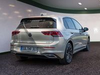 Gebraucht VW Golf VIII Life 150 PS (110 kW) 2024 Silber / ivory silver Limousine