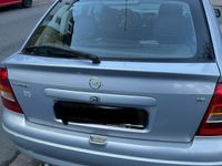gebraucht Opel Astra 2002 Motorkontrolleuchte an und Motor vibriert