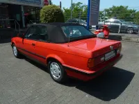 Gebraucht BMW 318 Cabriolet 113 PS (83 kW) 1993 Rot Cabrio
