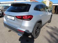 Gebraucht Mercedes GLA200 150 PS (110 kW) 2022 Silber SUV
