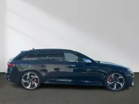 Gebraucht Audi RS4 Ambiente 450 PS (330 kW) 2021 Mythosschwarz metallic Kombi