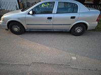 Gebraucht Opel Astra 101 PS (74 kW) 1999 Silber Limousine