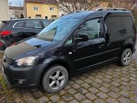 Gebraucht VW Caddy 105 PS (77 kW) 2011 Schwarz Van / Kleinbus