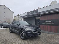 Gebraucht VW Touareg 231 PS (169 kW) 2024 Schwarz SUV