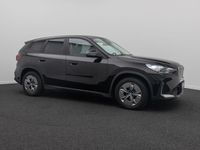 Gebraucht BMW iX1 225 kW (306 PS) 2023 Schwarz ii668schwarz SUV