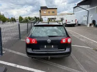 Gebraucht VW Passat Trendline 140 PS (102 kW) 2010 Schwarz Kombi