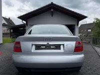 Gebraucht Audi A4 125 PS (91 kW) 1997 Silber Limousine