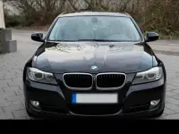 Używany BMW 320 177 KM (130 kW) 2010 Czarny Sedan/Limuzyna