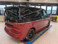 Usata VW Multivan Style 150 CV (110 kW) 2024 Rosso Monovolume