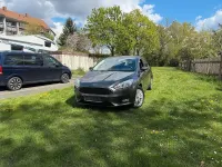Gebraucht Ford Focus Business Edition 120 PS (88 kW) 2015 Grau Limousine
