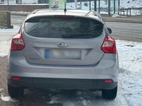 Gebraucht Ford Focus 116 PS (85 kW) 2014 Grau Kleinwagen