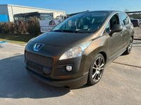 Gebraucht Peugeot 3008 Active 156 PS (114 kW) 2011 Braun Kombi