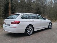 Gebraucht BMW 530 258 PS (189 kW) 2014 Weiß Kombi
