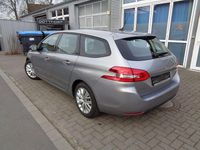 Gebraucht Peugeot 308 SW Active 110 PS (80 kW) 2015 Grau Kombi