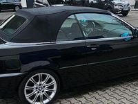 Gebraucht BMW 320 Cabriolet 170 PS (125 kW) 2003 Schwarz Cabrio