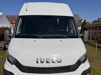 Gebraucht Iveco Daily 145 PS (106 kW) 2015 Weiß Limousine