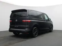 Gebraucht VW Multivan Style 150 PS (110 kW) 2025 Schwarz Van / Kleinbus
